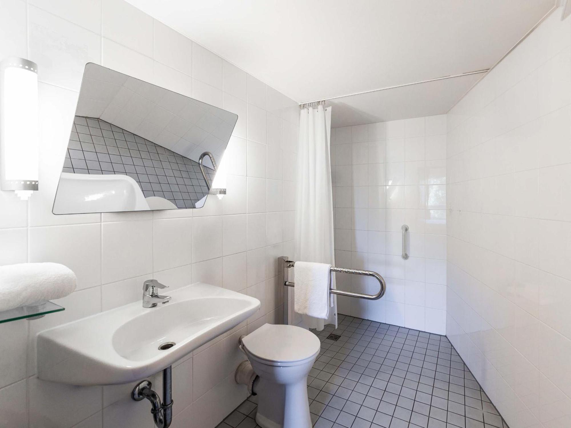 Duesseldorf-hbf Hotel 3*