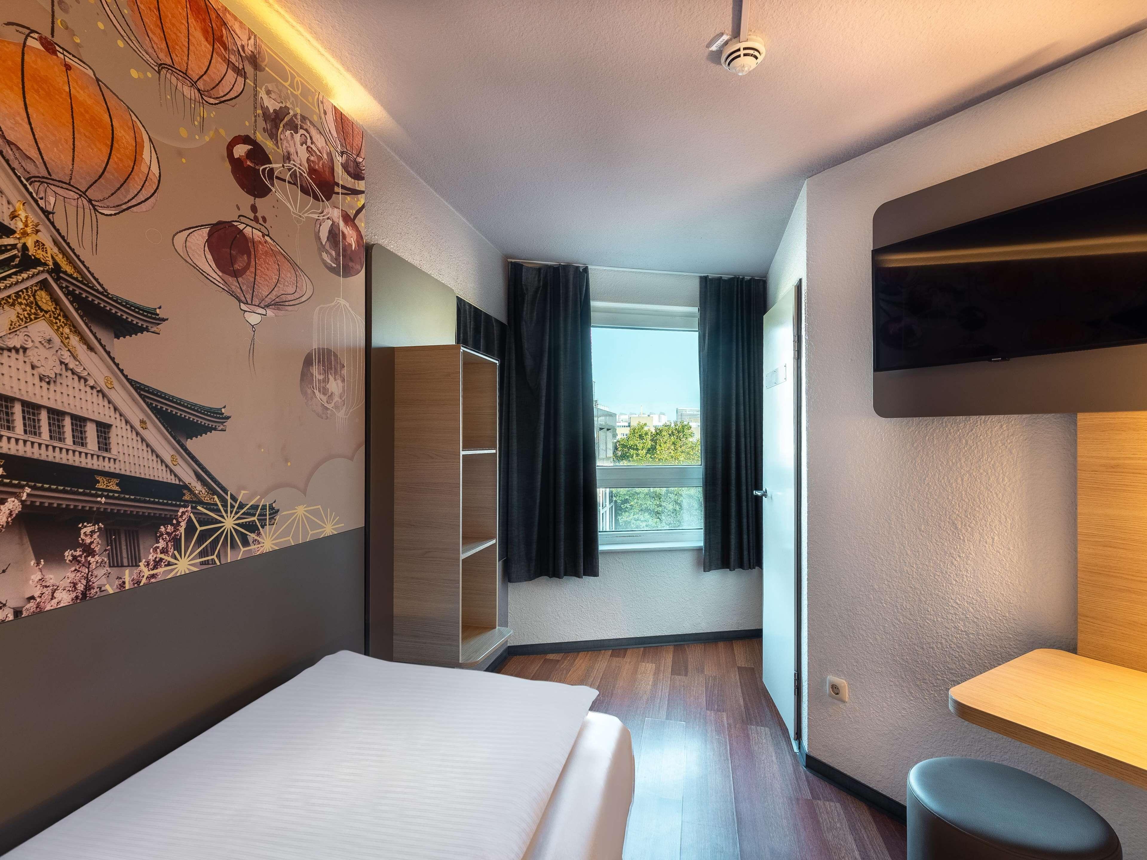 Duesseldorf-hbf Hotel