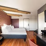 Düsseldorf-hbf Hotel 3*